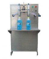 玻璃水灌裝機(jī)質(zhì)量和價(jià)格都誘人，讓您魚(yú)與熊掌