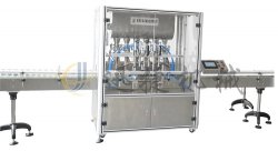 業界服不服?這樣的辣椒醬灌裝機才能成為暢銷